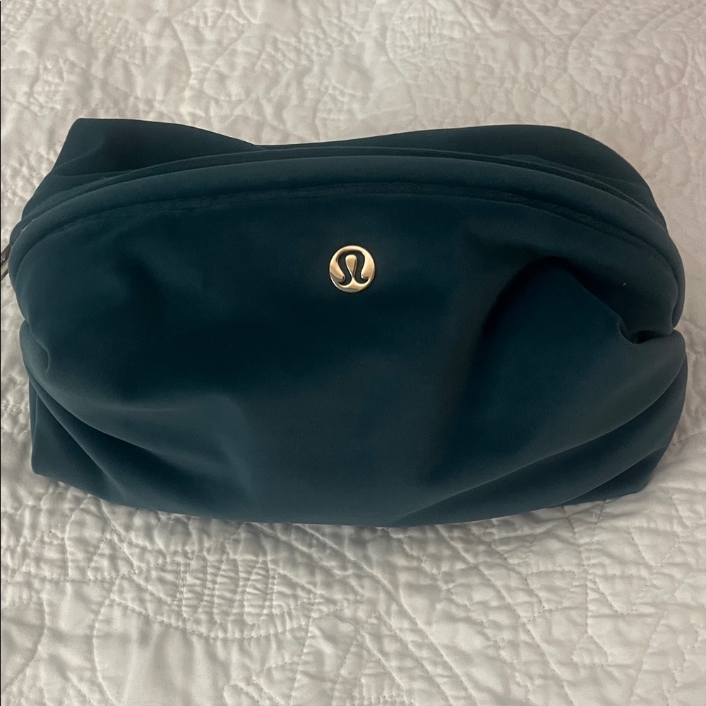 Lululemon Green Velvet  Bag